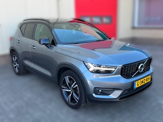 Volvo XC40 2.0 T4 R-DESIGN