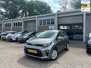 Kia Picanto 1.0 CVVT Navigator. Camera/ Airco/ Cruise/ Carplay/ NAP!