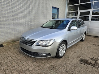 Skoda Superb Combi 1.6 TDI Active Business