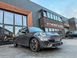 Mini John Cooper Works 3-Deurs 2.0 F1 aut 231pk/Jcw pro uitlaat/Camera/Head up/Hk/Uniek
