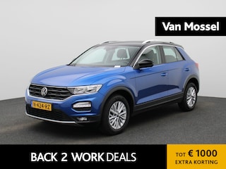 Volkswagen T-Roc 1.5 TSI Style Business | 150 PK | Apple Carplay / Android Auto | Elektrische Kofferklep | Virtual Cockpit | Parkeersensoren |
