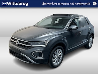 Volkswagen T-Roc 1.5 TSI Style / GARANTIE TM 01-2029/ AUTOMAAT/ PANO/ TREKHAAK/ APP-CONNECT/ PARK.SENSOREN V+A/ STOELVERWARMING/ ADAPTIVE CRUISE/ ERGO ACTIVE/ DIGITAL DASH/ NAVI/ DAB/ CLIMA/ IQ.LIGHT