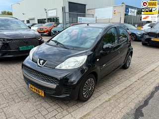 Peugeot 107 1.0-12V Millesim 200, Airco, 5 Deurs, NAP, Nette auto