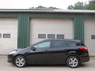 Ford Focus 1.0 ECOB. LEASE TI.