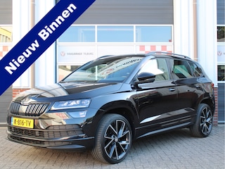 Skoda Karoq 1.5 TSI ACT Sportline Business Automaat /NAVI/PDC/Camera/CANTON/LED/19'LM/Virtual Cockpit/Carplay/Keyless/NAP! 1e eig!