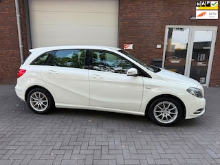 Mercedes-Benz B-klasse 180 Ambition|NIEUWE APK|AIRCO|NAVIGATIE