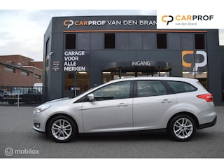 Ford Focus Wagon 1.0 Lease Edition NIEUWE RIEM, GARANTIE