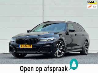 BMW 5-serie Touring 530e M-Sport Org NL Pano Keyless Stoelventilatie+ Verwarming Laser light Camera Dodehoek Shadow line Mem seats