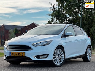 Ford Focus 1.0 Titanium|