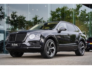 Bentley Bentayga 4.0 V8 / Beige Leder / NAIM