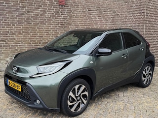 Toyota Aygo 1.0 VVT-i S-CVT Puls Automaat Bi-tone Camera Carplay Adaptive-Cruise Org.NL NAP