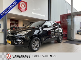 Hyundai ix35 1.6i GDI i-Drive,Navigatie,Bleutooth,Climate&Cruisecontrol,Spraakbediening,Bleutooth,Trekhaak,Achteruirrijsensoren,Stoelverwarming V&A,Aux Ipod Usb Aansluiting,16 Inch Lmv