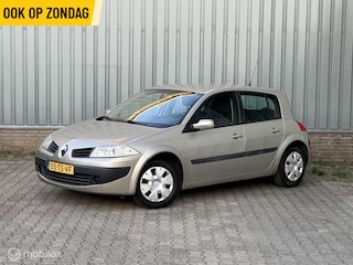 Renault Mégane 1.4-16V 5Drs | Airco | Bluetooth | Trekhaak