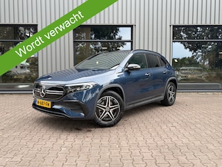 Mercedes-Benz EQA 250 Business Solution AMG 67 kWh Panoramadak, Memory stoelen, Keyless-Entry, Head-Up
