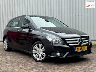 Mercedes-Benz B-klasse 180 Ambition Automaat Navigatie Stoelverwarming