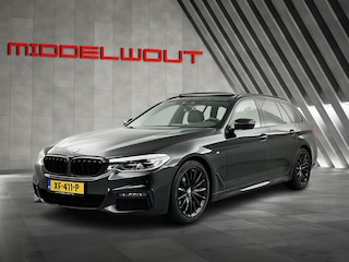 BMW 5-serie Touring 520i High Exe. M-Sport Pano-dak/Leder/Camera/Keyless Entry