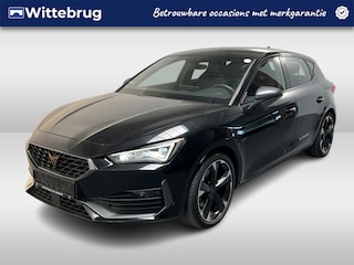 Cupra Leon 1.4 e-Hybrid Performance / AUTOMAAT/ MEMORY SEAT/ CRUISE/ NAVI/ FULL LINK/ STOELVERWARMING/ PARK. SENSOREN + CAMERA/ 18" LMV