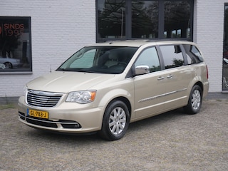 Chrysler Town & Country 3.6 V6 Stow and Go 7 personen