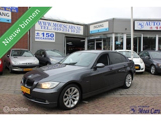 BMW 318i High Executive