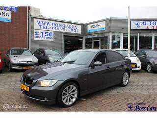 BMW 318i High Executive