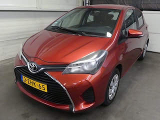 Toyota Yaris 1.0 VVT-i Aspiration - Trekhaak - Mooie Auto