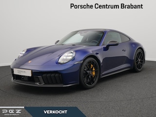 Porsche 911 Carrera 4 GTS