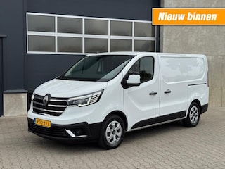 Renault Trafic 2.0 L1H1 150pk 2x schuifdeur - inrichting - navi/apple/android - camera