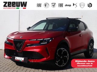 Alfa Romeo Junior 1.2 Turbo 145 PK Ibrida Speciale | Techno | Pano | Camera | Navi