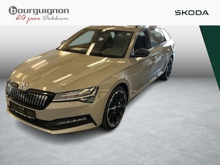 Skoda Superb Combi 1.4 TSI iV Sportline Business | Trekhaak | ACC | 360 cam | DCC | Elec. klep |