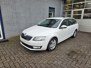 Skoda Octavia Combi 1.6 TDI Greenline Businessline
