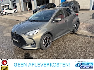 Toyota Yaris 1.5 Hybrid 115 First Edition|Apple CarPlay/Android Auto|Pakeersensoren|Camera|Stoelverw.|Stuurverw.|Dodehoekdetectie