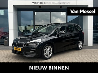 BMW 2-serie Tourer 218i 7p. High Executive Edition | HUD | Achteruitrijcamera | Cruise Control | Climate Control | lichtmetalen velgen 16" |