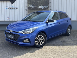 Hyundai i20 1.2 HP 84pk Comfort | Carplay | Camera | 16 inch | Stoel+stuurverwarming