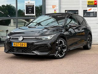 Volkswagen Golf 1.5 eTSI R-Line Edition| PANO| HUD|