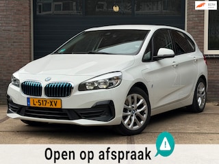 BMW 2-serie Tourer 225xe iPerformance | Trekhaak | All season banden | Stoelverwarming | Carplay/AndroidAuto