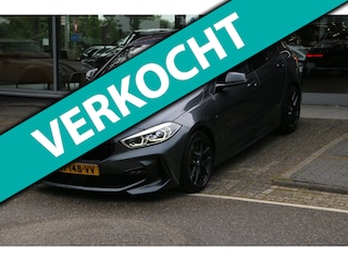 BMW 118i High Executive M-PAKKET DEALER OND. NL-AUTO!
