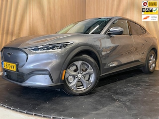 Ford Mustang Mach-E RWD 75 kWh|96% SOH|440 KM WLTP|VOLLEDER|STOEL+STUURVERWARMING|ACC|APPLE CARPLAY|CAMERA|NAP|NL-AUTO|INCL.BTW|
