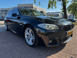 BMW 5-serie Touring 535i High Executive Automaat Zeer Nette Auto Airco/ECC,Leder,Pano,Navi