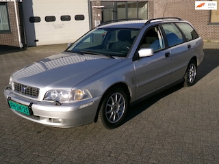 Volvo V40 1.8 Europa apk 07/2027