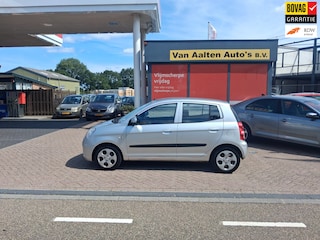 Kia Picanto 1.0 X-tra prijs is incl nieuwe apk afleveringsbeurt en 3 maand garantie