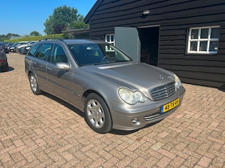 Mercedes-Benz Combi 180 K. Elegance