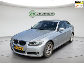 BMW 320i Business Line | 103k km NAP | Goed onderhouden | Parkeersensoren | Cruise Control | Climate Control