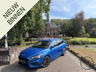 Ford Focus Wagon 1.5 EcoBoost ST Line Business | Automaat | Camera | B&O | Trekhaak | LED |