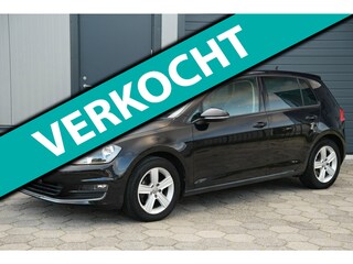 Volkswagen Golf 1.2 TSI Highline 5D Stoelverwarming, Massage, Airco, NAP
