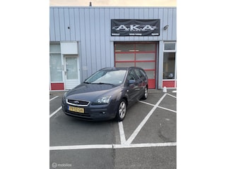 Ford Focus Wagon 1.6-16V Futura