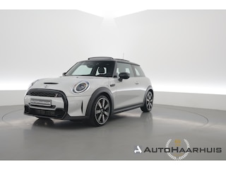 Mini Mini 3-Deurs 2.0 - YOURS | Rijklaar! | S/K-Dak | Dig. Cockpit | Stoelverw. | Leder | Camera+PDC | Sfeerverl. | Piano Black ext. | Adapt.Cruise | NAV+CarPlay | Climate | Keyless | LED | V