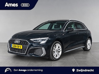 Audi A3 Sportback 40 204pk TFSIe S-Line Parkeersensoren achter | Navigatiesysteem | Verwarmbare voorstoelen