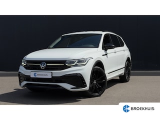 Volkswagen Tiguan 1.5TSI DSG R-Line 7st | Camera | Apple Carplay | Blackline | | Camera | Navigatie | Apple Carplay |