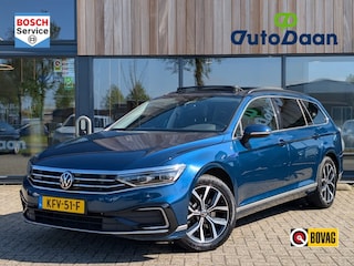 Volkswagen Passat Variant 1.4 TSI PHEV GTE | Pano | Stoelverwarming | Carplay