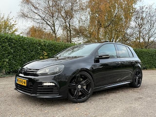 Volkswagen Golf 2.0 R 4-Motion Automaat | Dynaudio | Schuif-/Kanteldak | BearLock | Camera | Navi | Stoelverwarming | Xenon | PDC